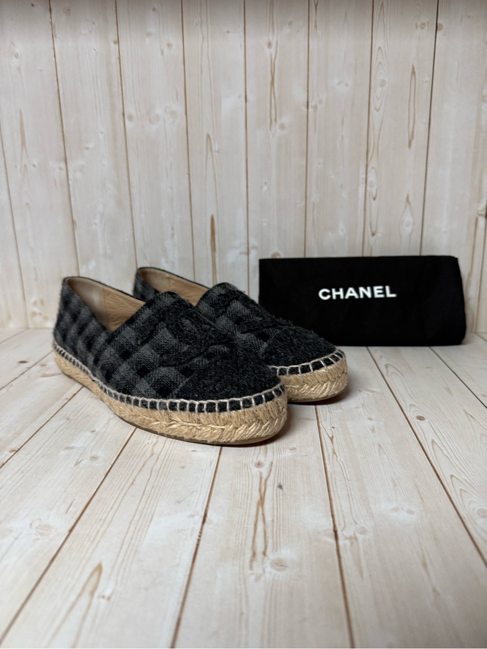 CHANEL Flannel CC Espadrille Flats Dark Grey/Black Sz 36 / 6